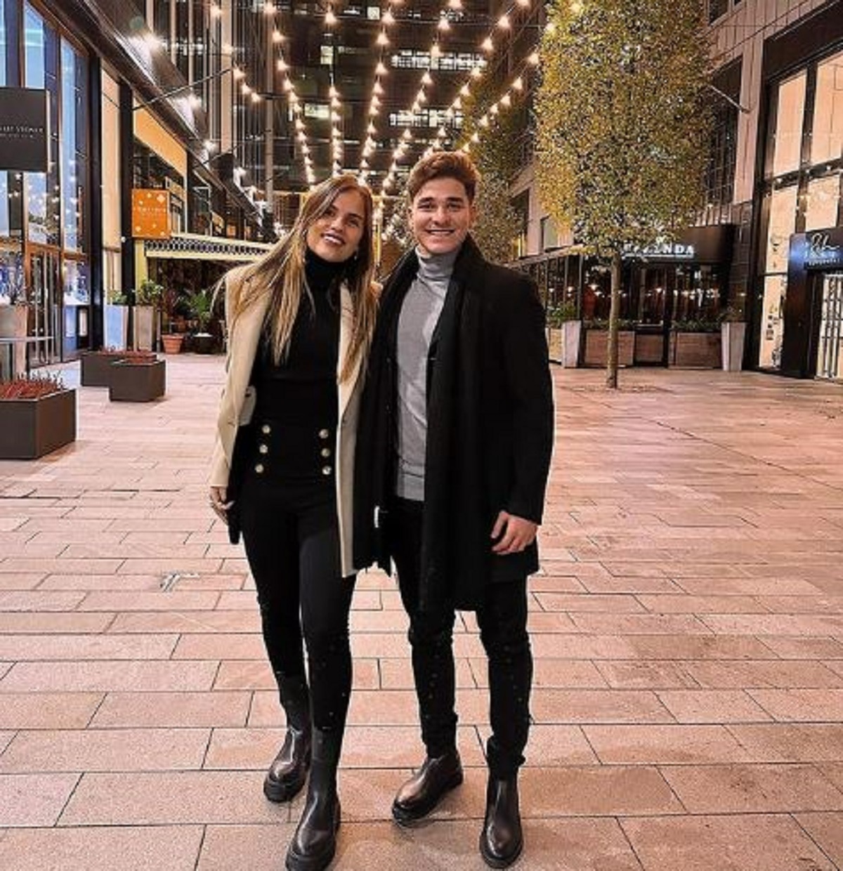 जूलियन अल्वारेज और फेरेरो