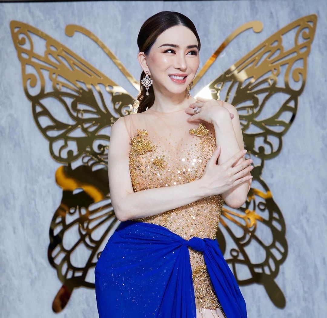 Anne Jakkaphong Jakrajutatip 