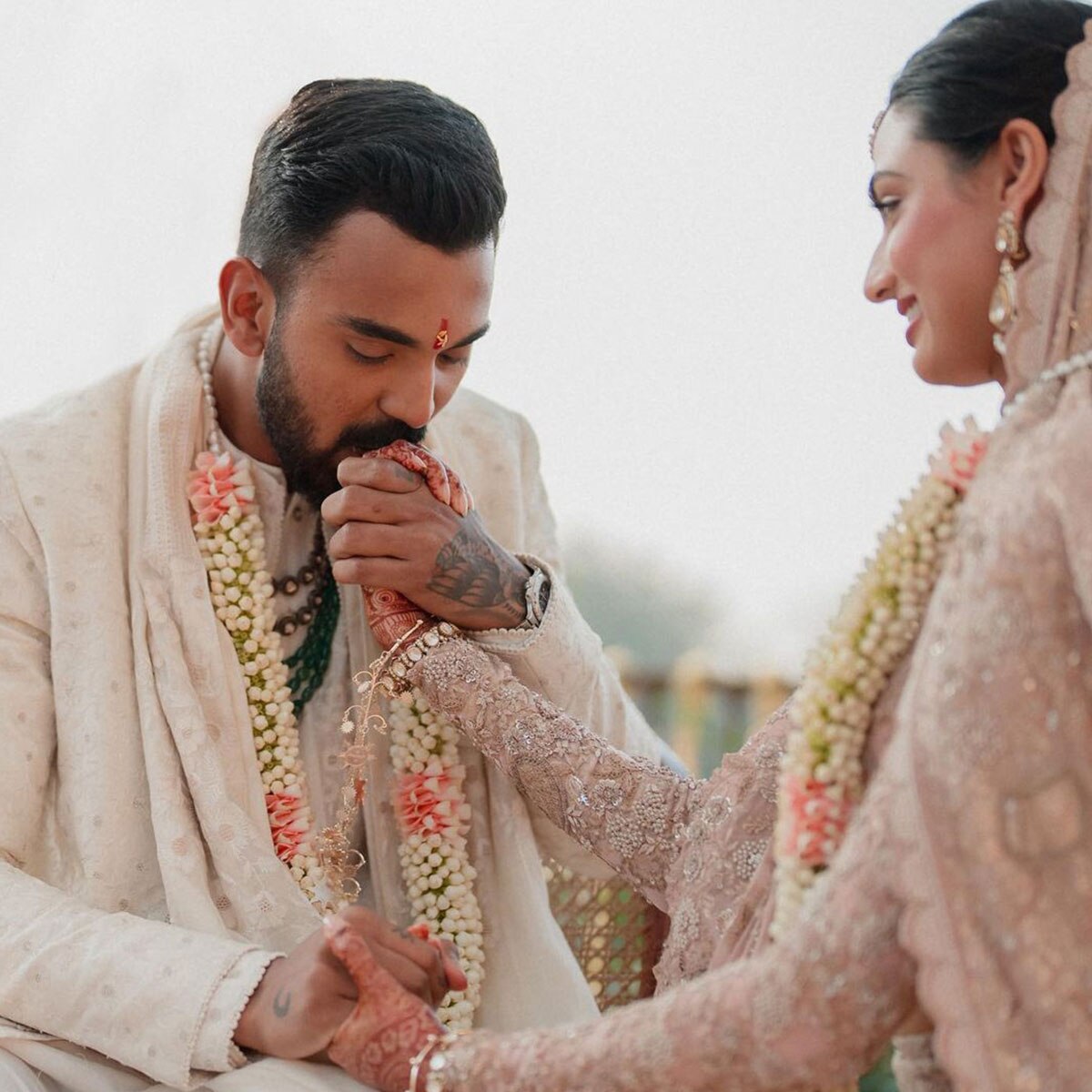 अथिया शेट्टी और केएल राहुल 