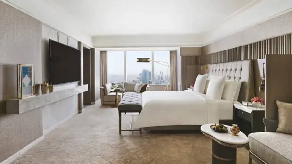 फोर सीजन्स होटल