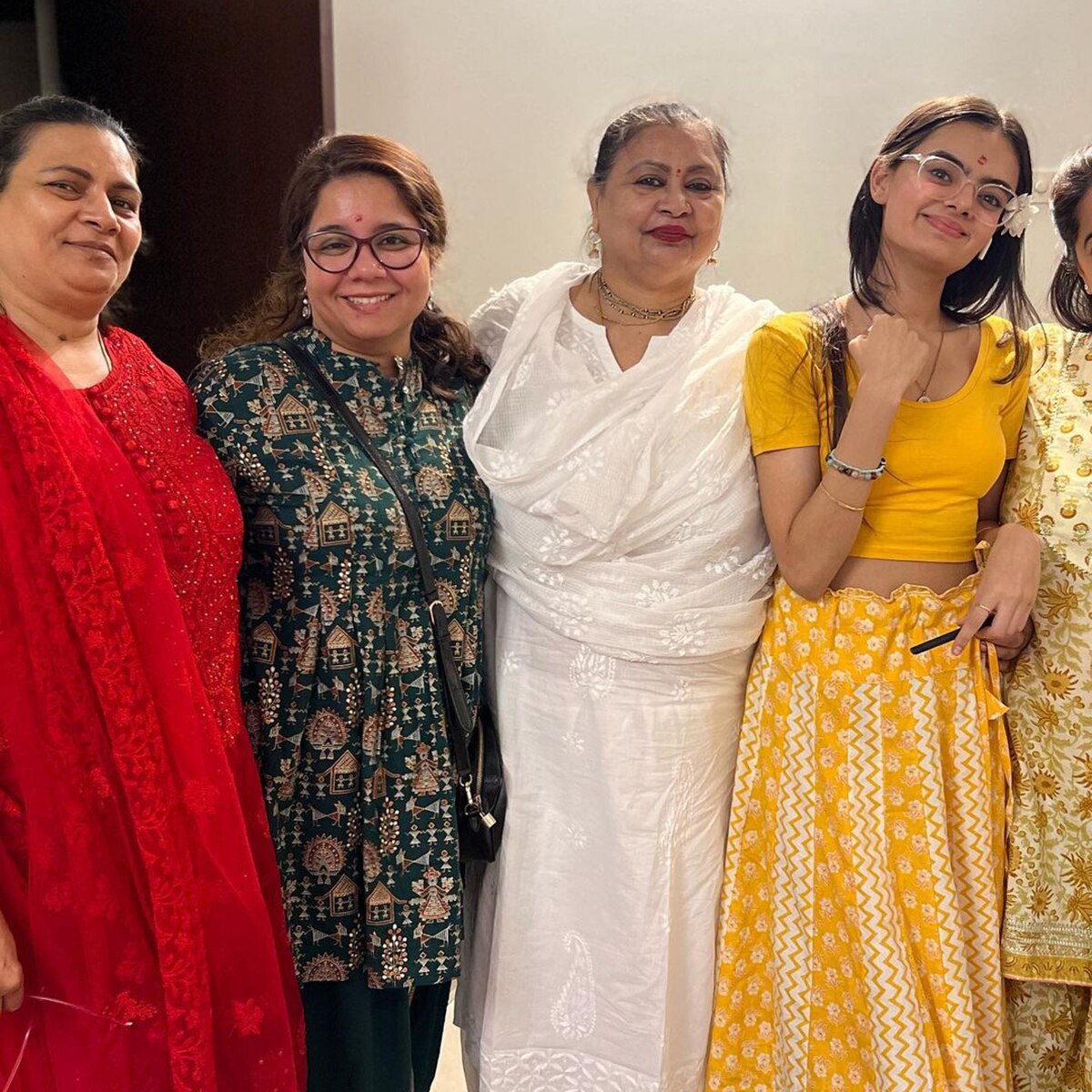 रुहानिका धवन