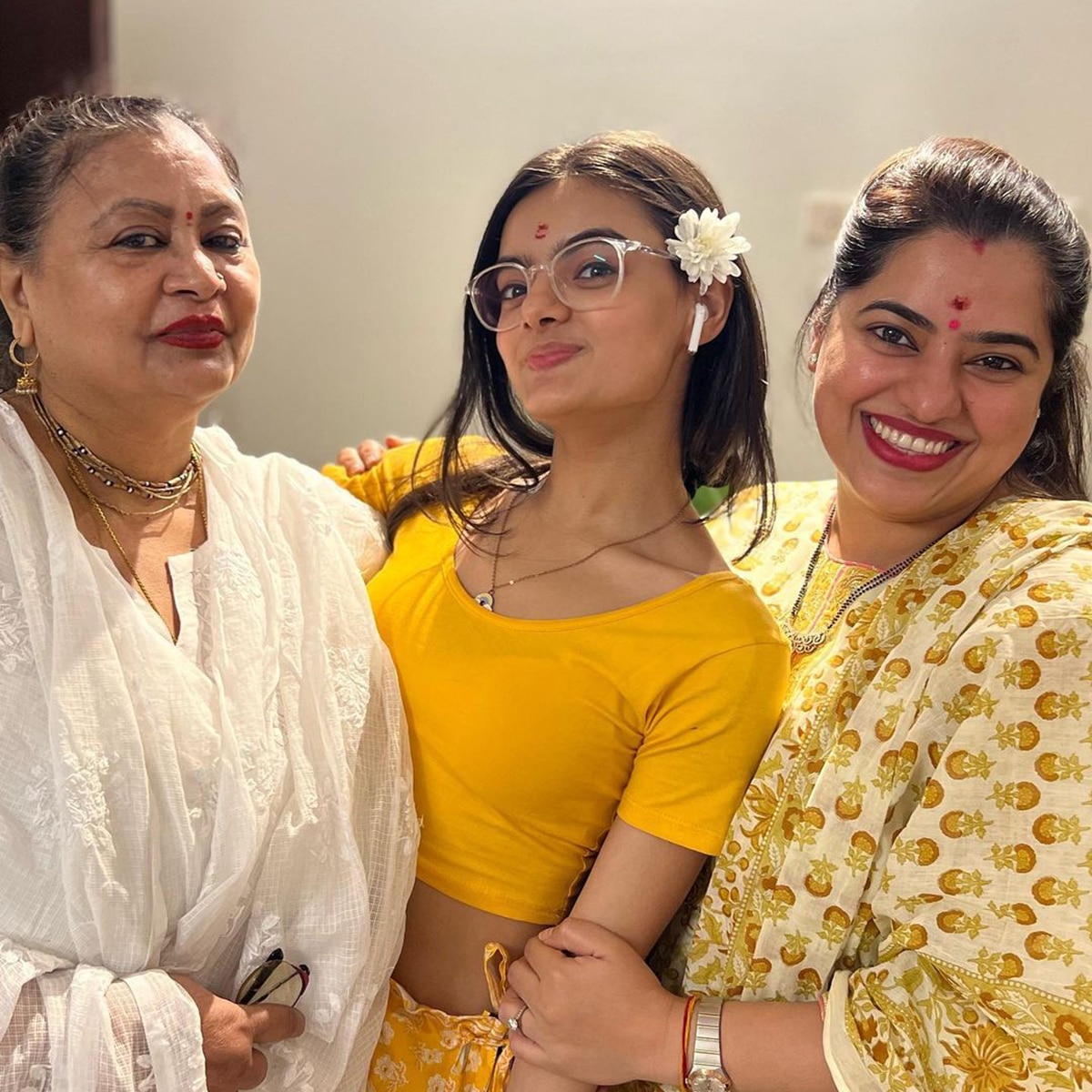 रुहानिका धवन