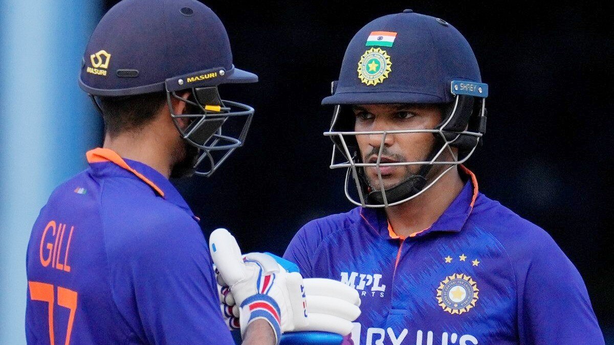 गिल और धवन