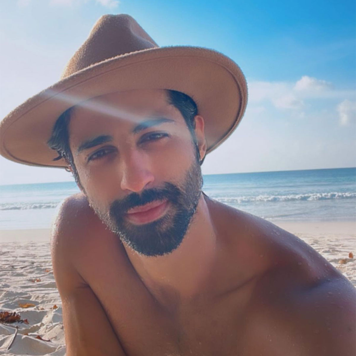 आशिम गुलाटी