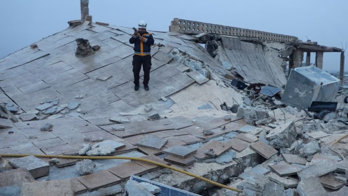 सो रहे लोग बाहर नहीं आ पाए