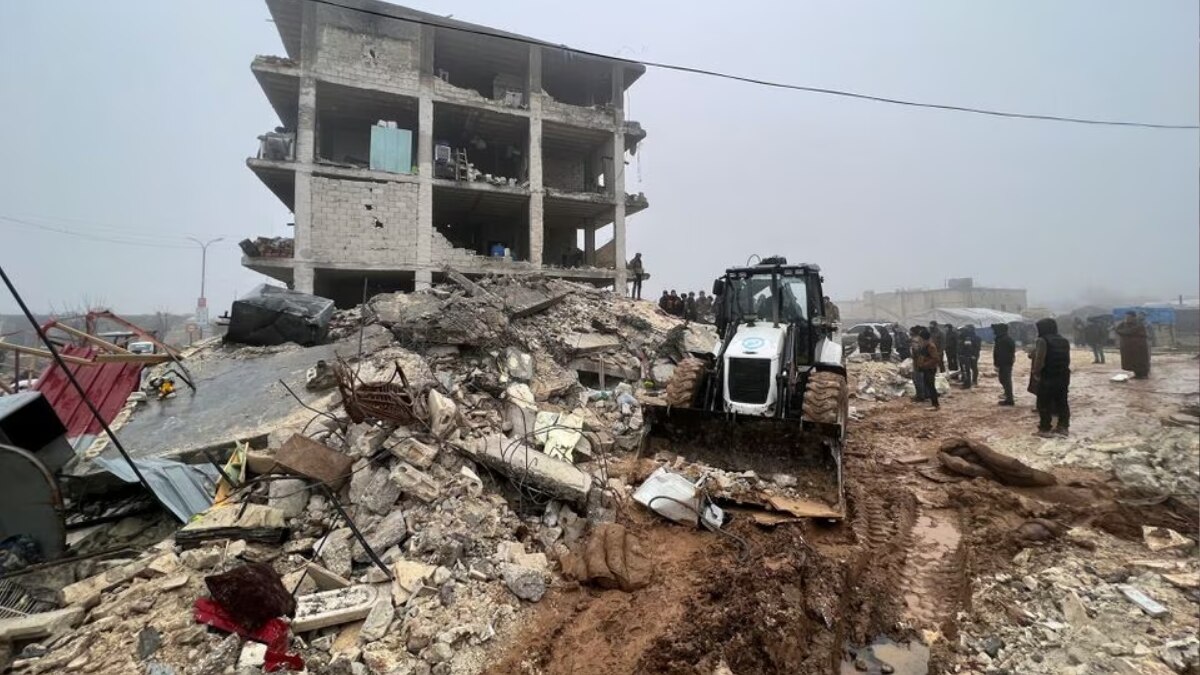 भूकंप से सहम गया परिवार