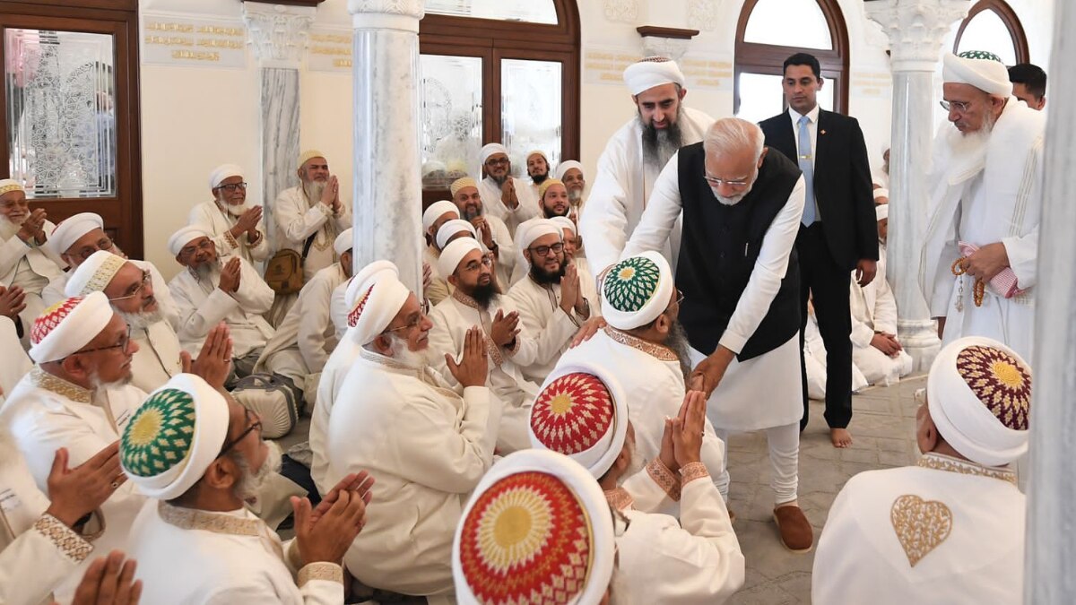 बुरहानुद्दीन साहब हमेशा मुझ पर प्यार बरसाते हैं