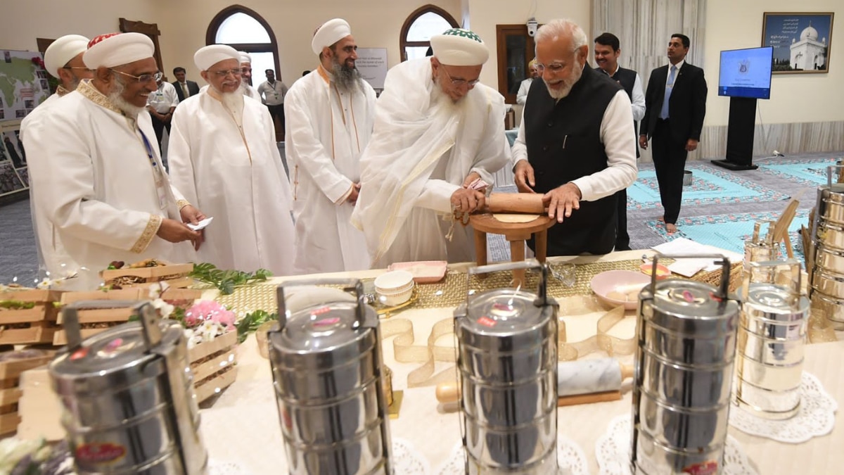 दाऊदी बोहरा समाज की पीएम मोदी ने की तारीफ