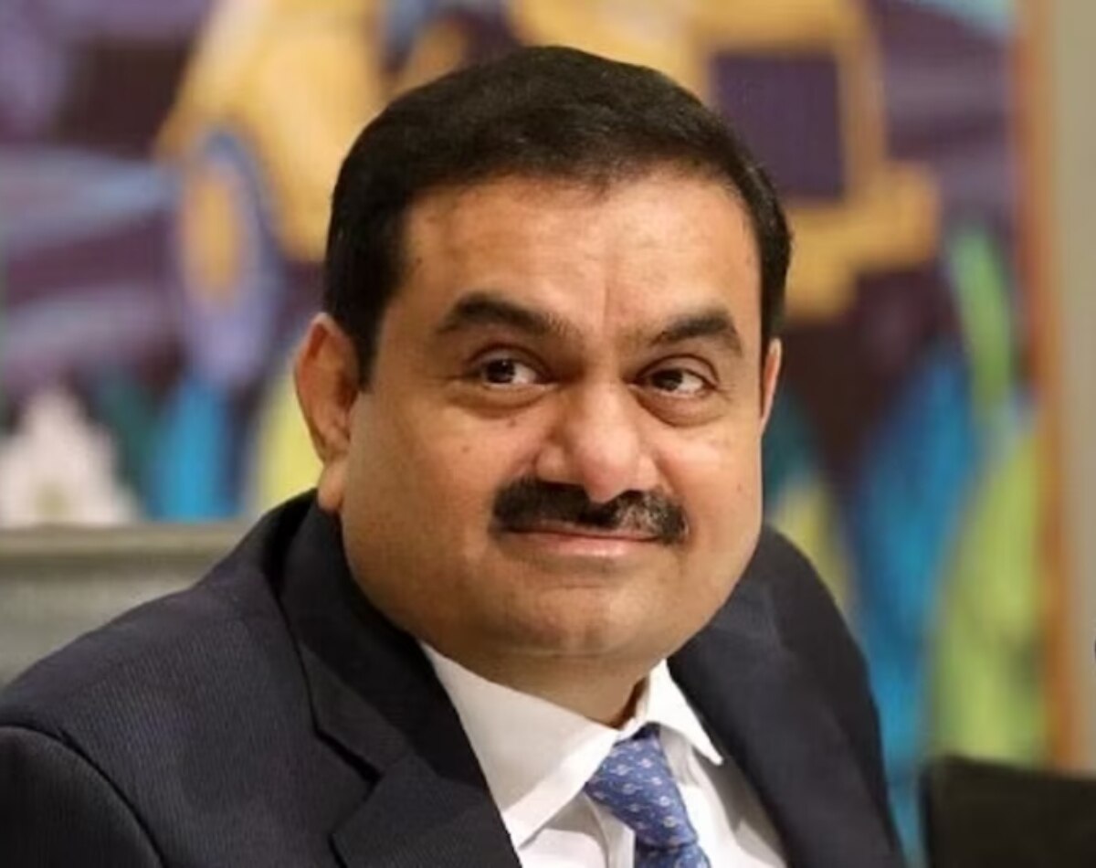 Adani को फिर तगड़ा झटका