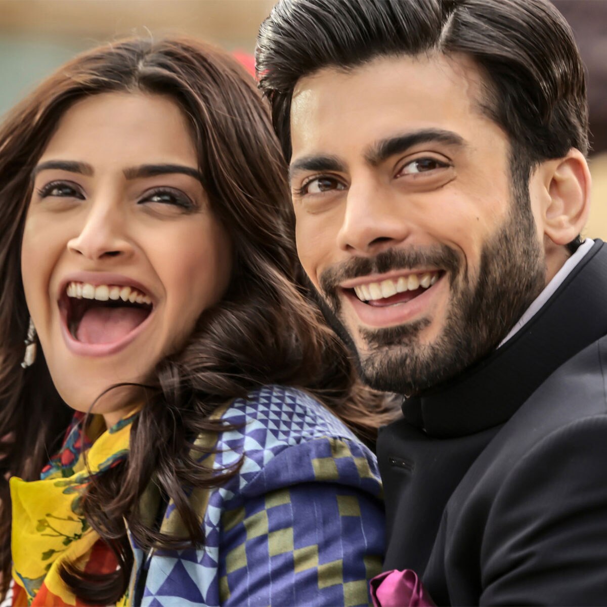 खूबसूरत 