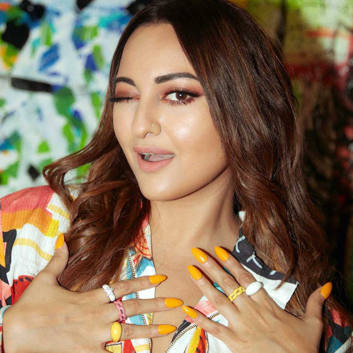 सोनाक्षी सिन्हा