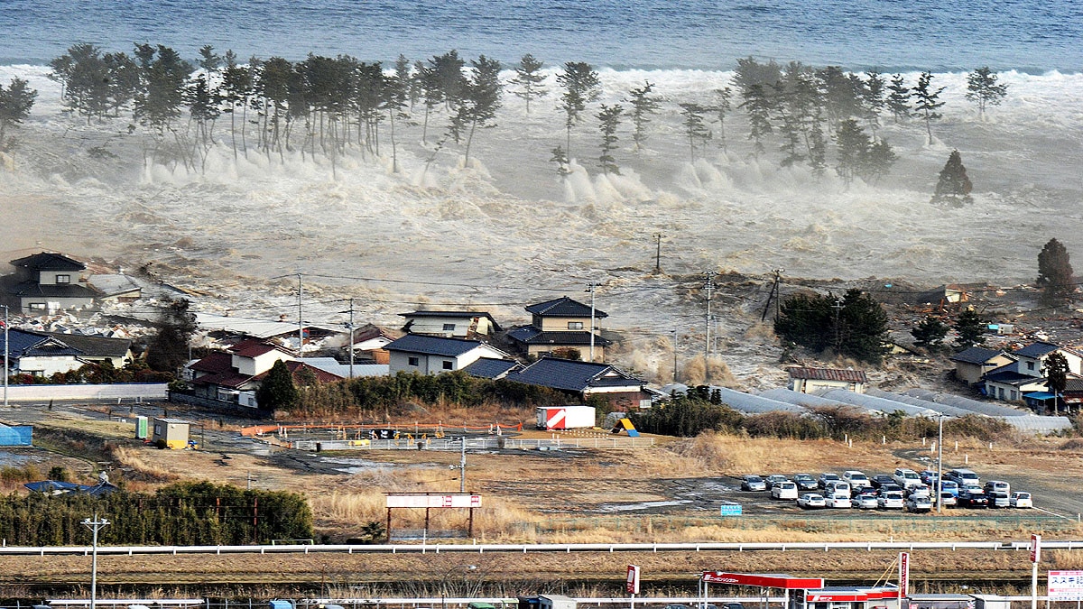 2011 Japan tsunami Tōhoku earthquake