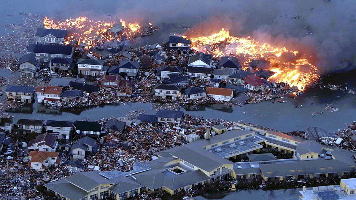 2011 Japan tsunami Tōhoku earthquake