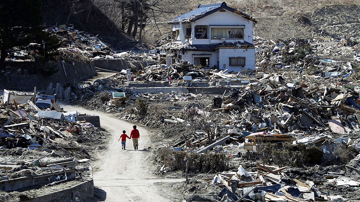 2011 Japan tsunami Tōhoku earthquake