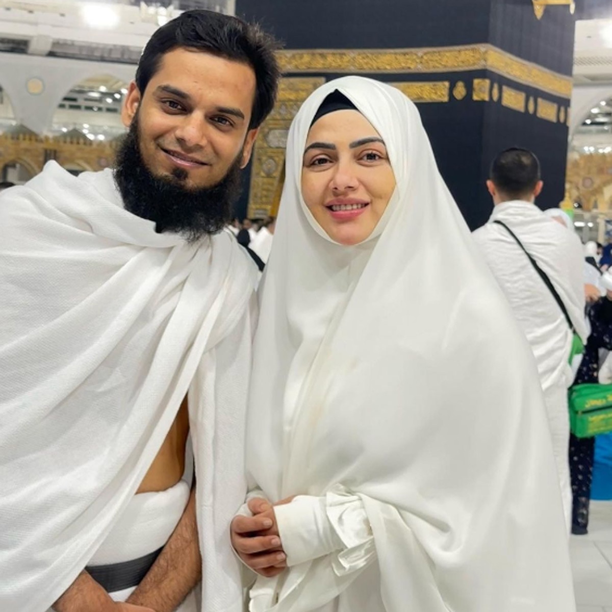 सना खान, अनस सैय्यद