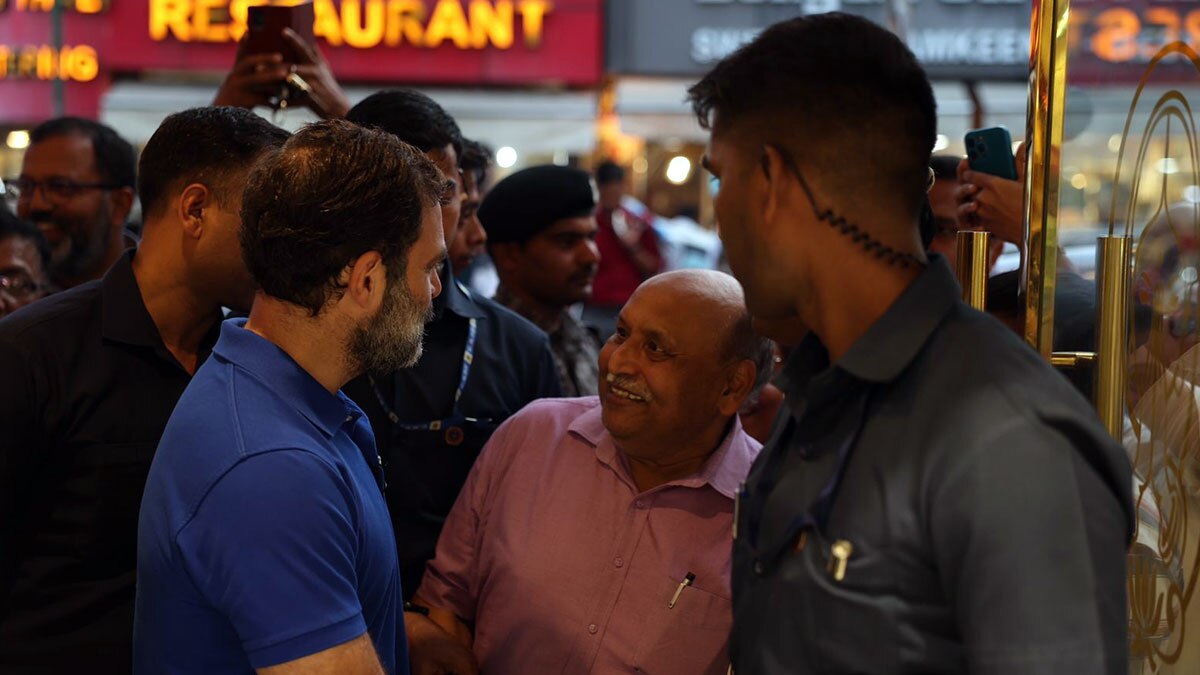 दिल्ली की गलियों में घूमे राहुल गांधी