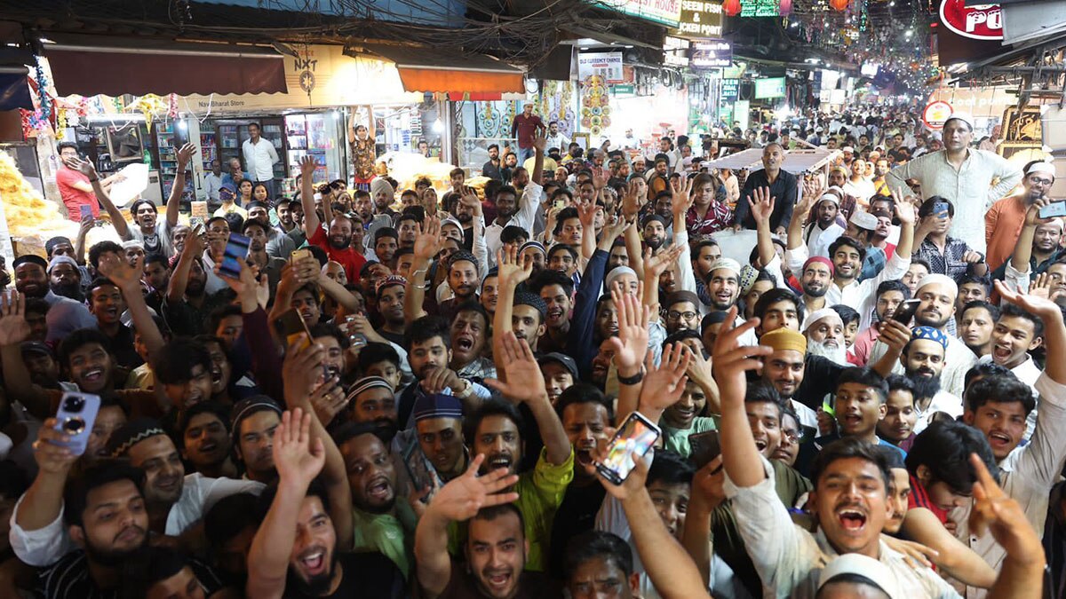  दिल्ली की गलियों में घूमे राहुल गांधी