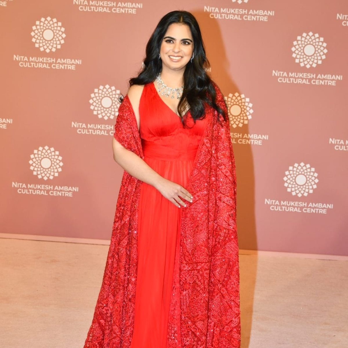 ईशा अंबानी