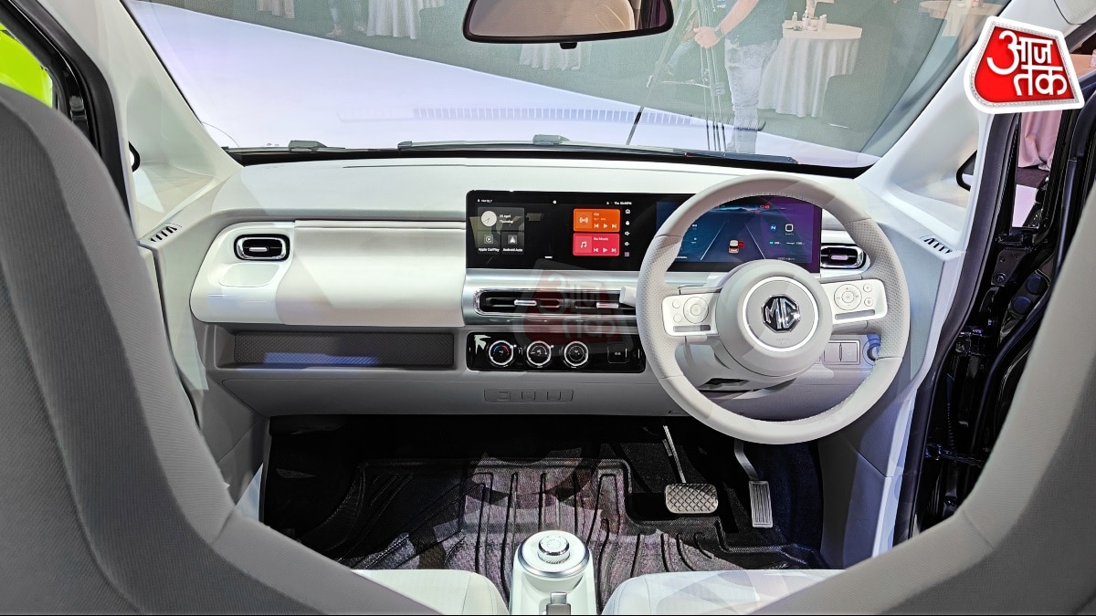 MG Comet EV Interior