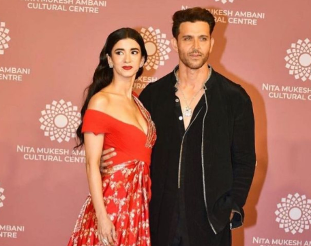 ऋतिक ने गर्ल फ्रैंड के साथ की शिरकत