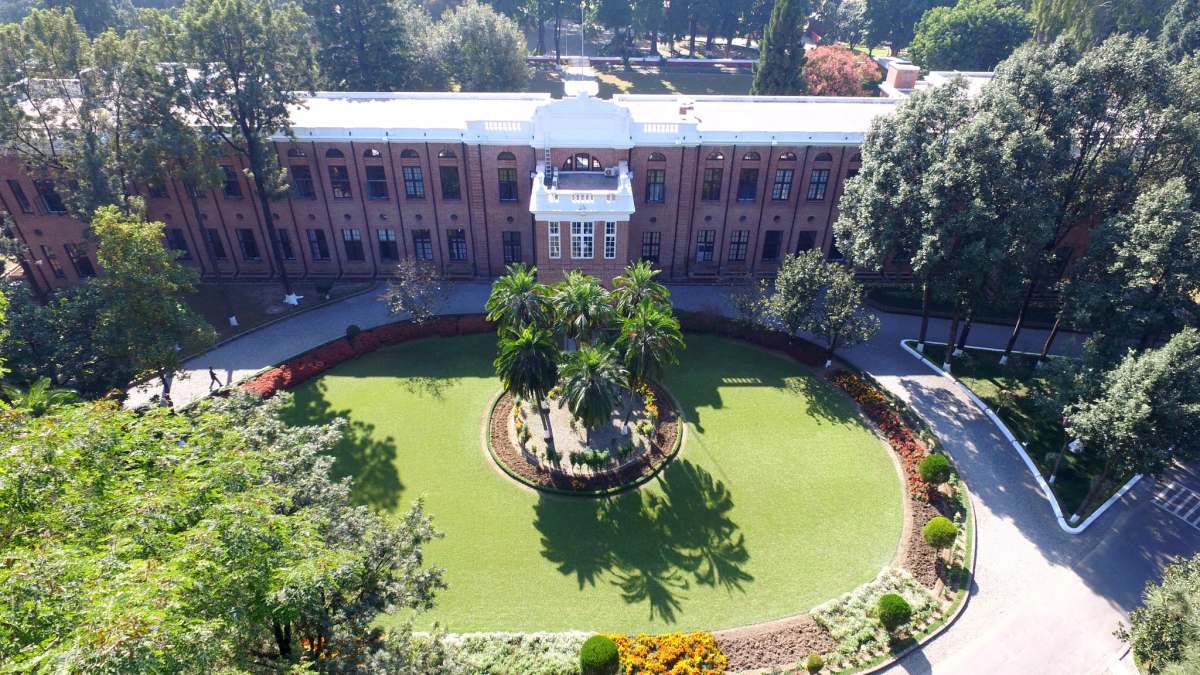Most Expensive School in India 8