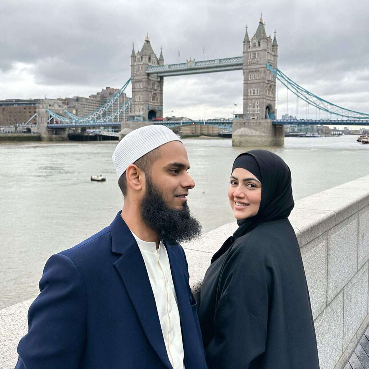 सना खान, अनस सईद