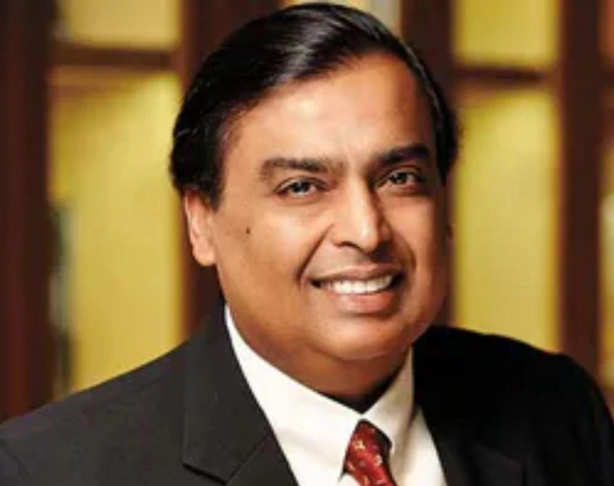 मुकेश अंबानी 14वें पायदान पर 