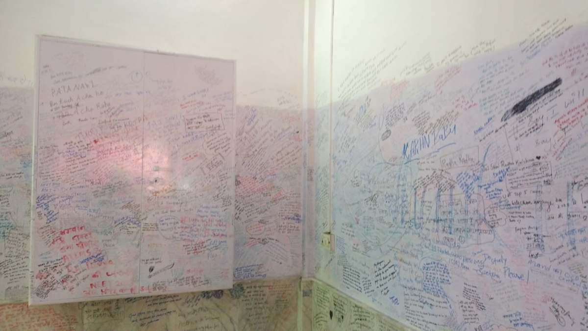 NEET JEE aspirants write wishes on temple wall 3