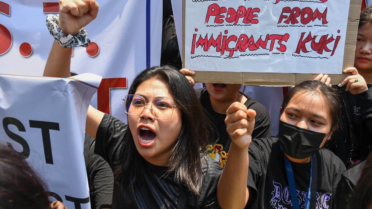 मणिपुर में क्यों उठा विरोध का बवंडर... हिंसाग्रस्त इलाकों से निकल रहे लोग