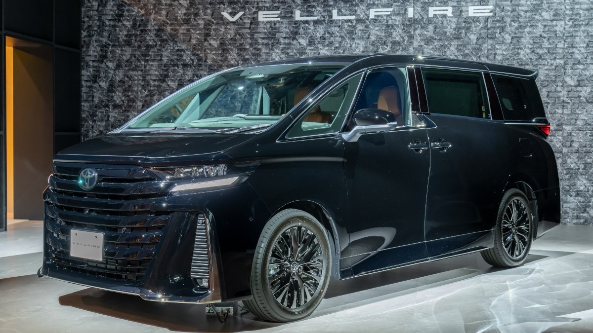 Toyota Vellfire 