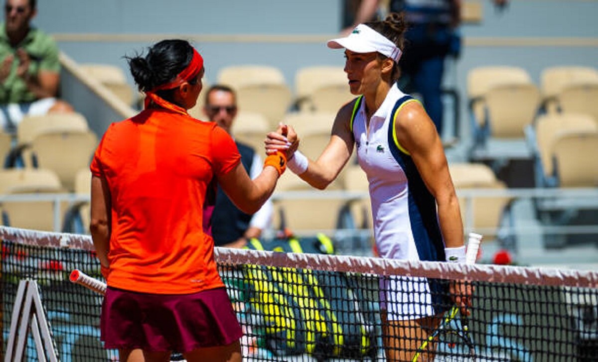 ओन्स जेब्युर