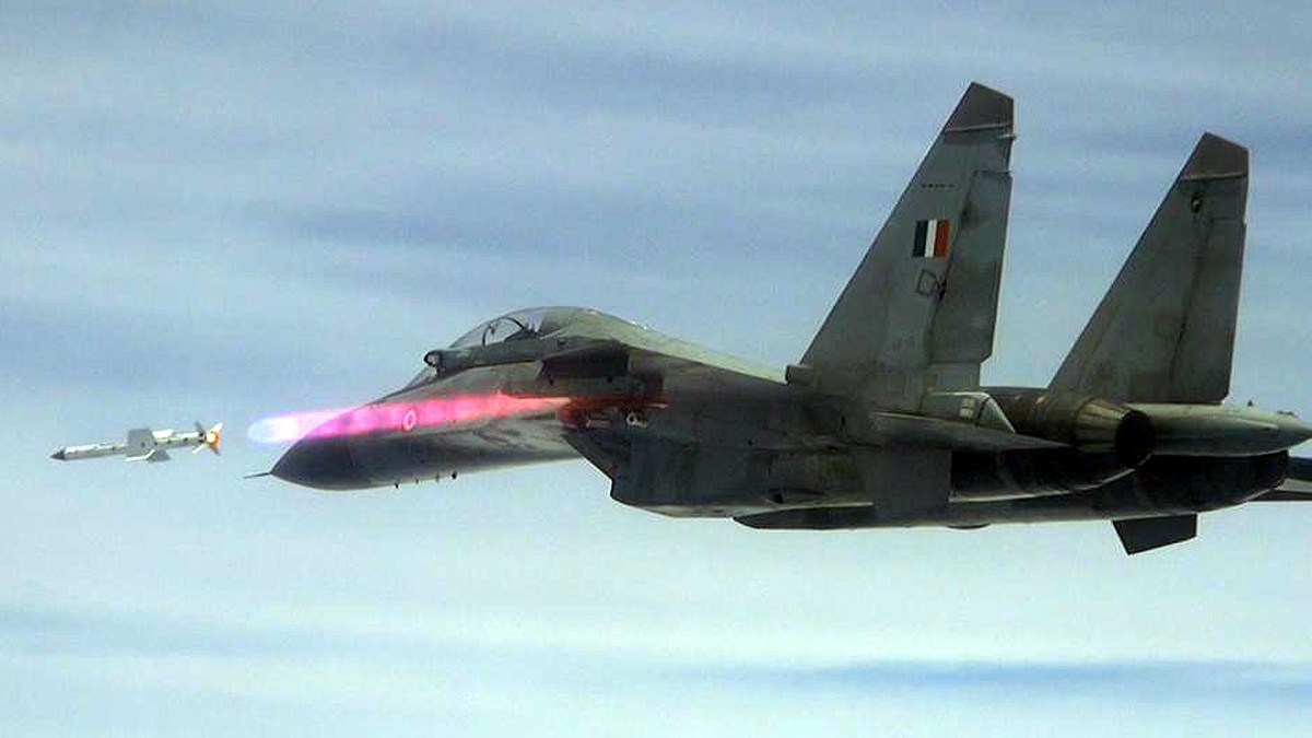 IAF Rafale Astra Missile