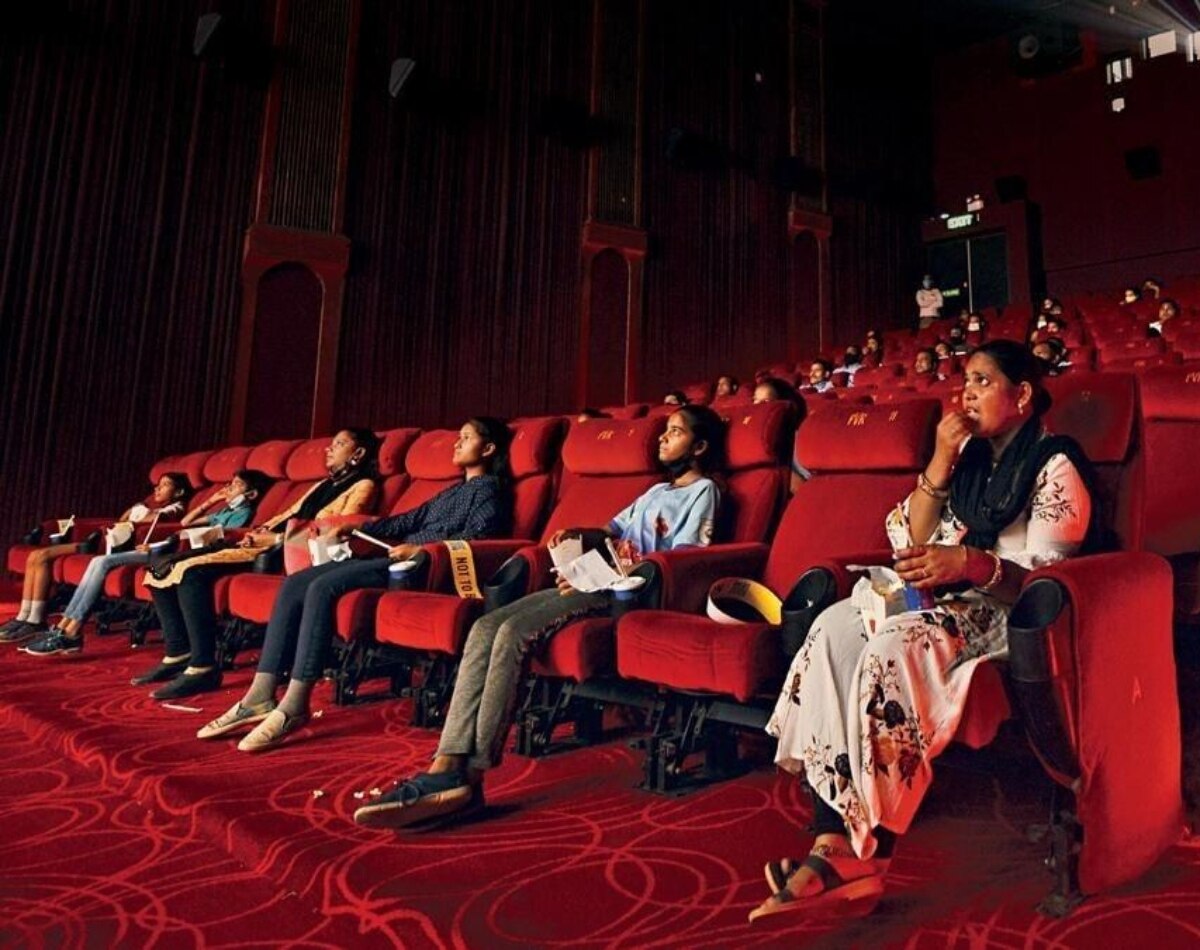 सिनेमा हॉल में खाना सस्ता