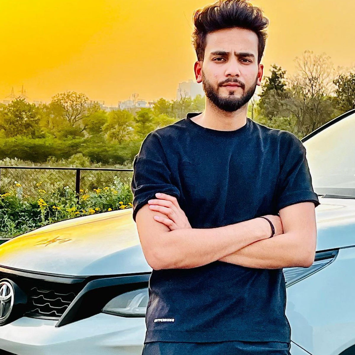 एल्विश यादव