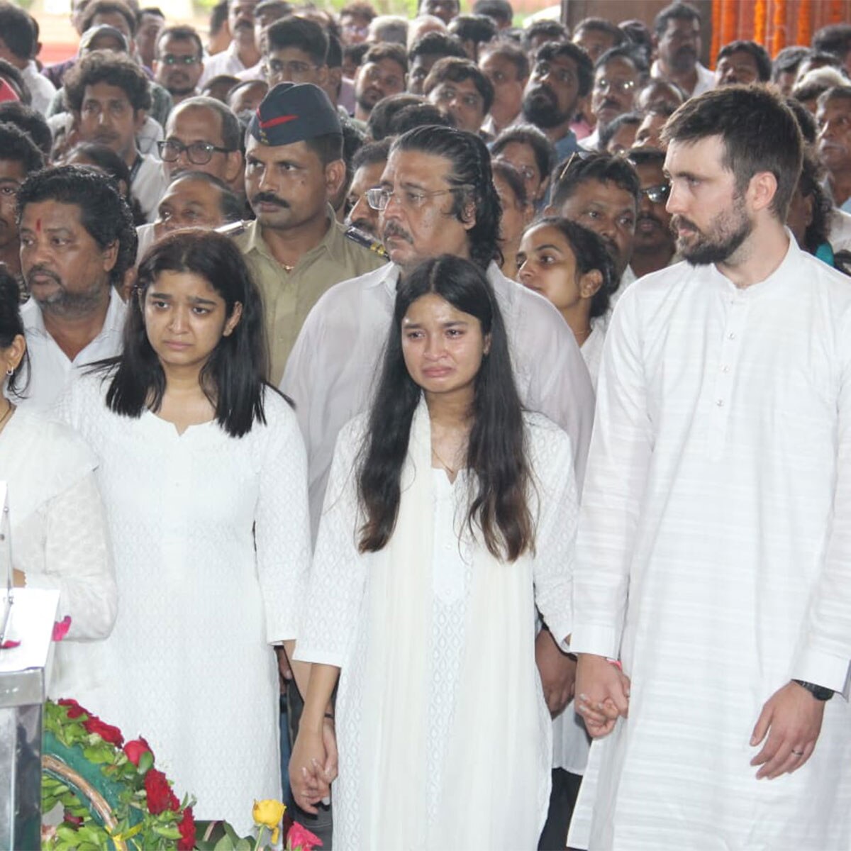 नितिन देसाई अंतिम संस्कार