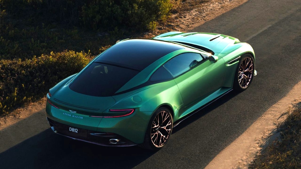 Aston Martin DB12