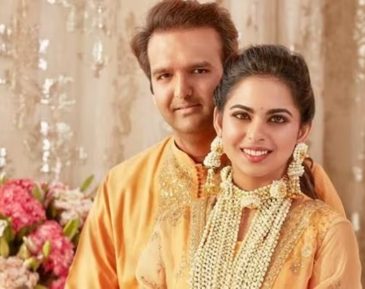 ईशा अंबानी-आनंद पीरामल