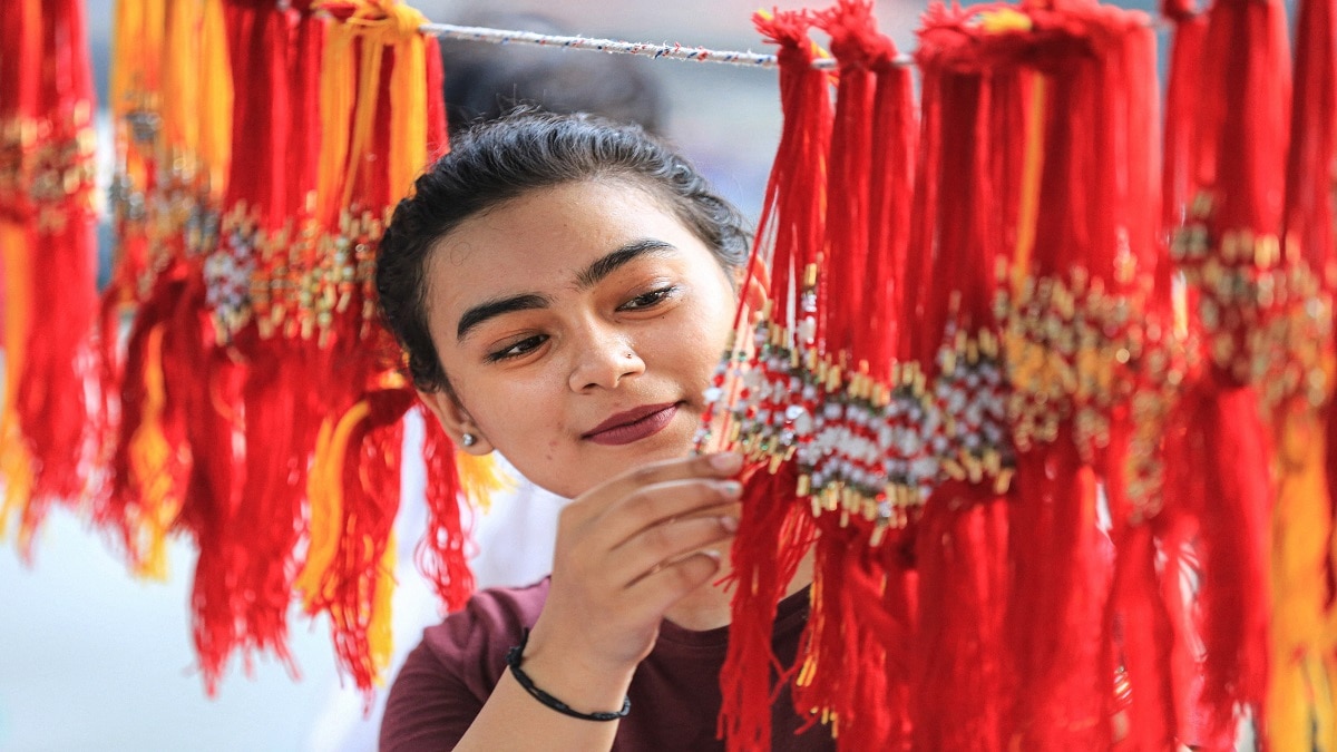 Rakhi Wishes (Image: PTI)