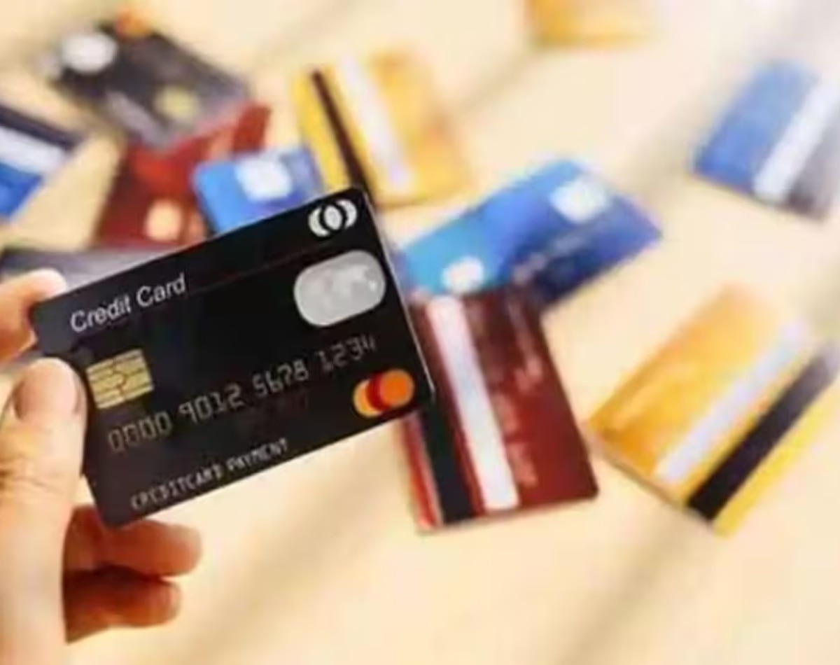 इस क्रेडिट कार्ड के नियम बदलेंगे