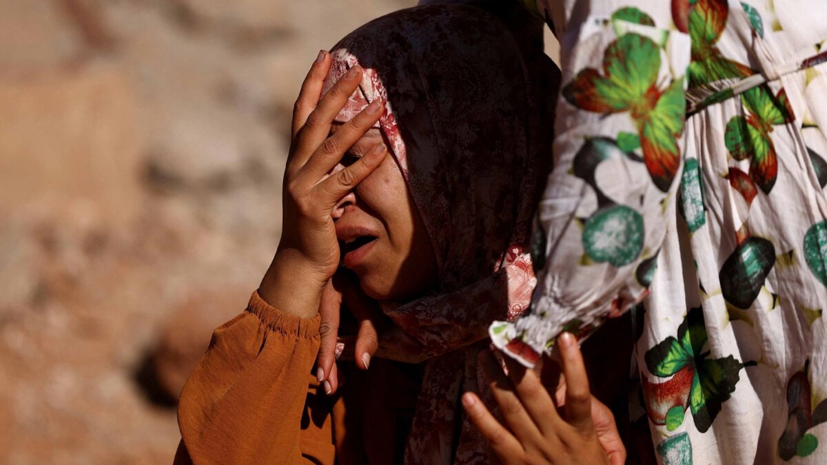 मदद भेज रहे हैं देश