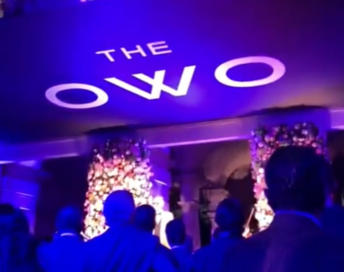 इस होटल में 11 रेस्तरां और तीन बार