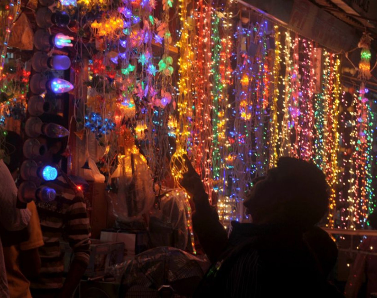 दूसरा बिजनेस- इलेक्ट्रॉनिक लाइट्स