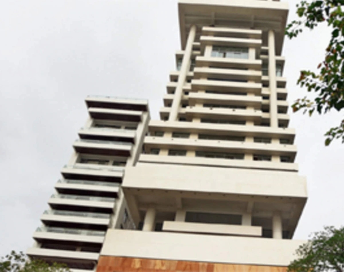 11000 करोड़ रुपये की संपत्ति के मालिक 