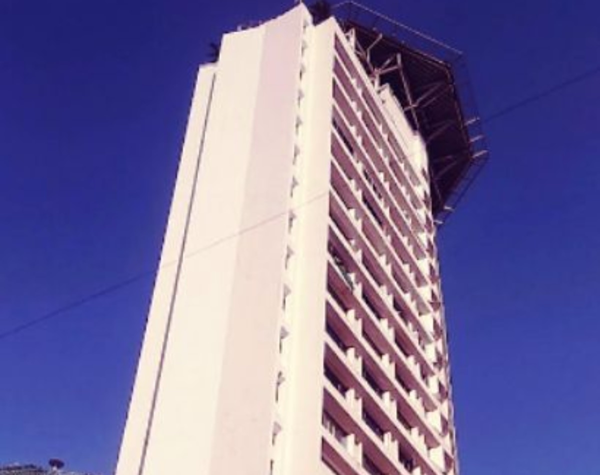 अनिल अंबानी का घर तीसरे नंबर पर 