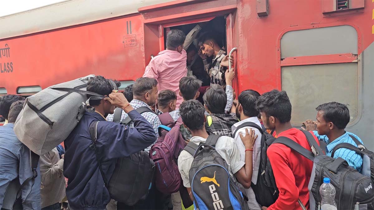 Festival special trains