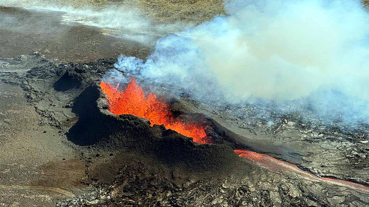 Iceland Volcano Eruption