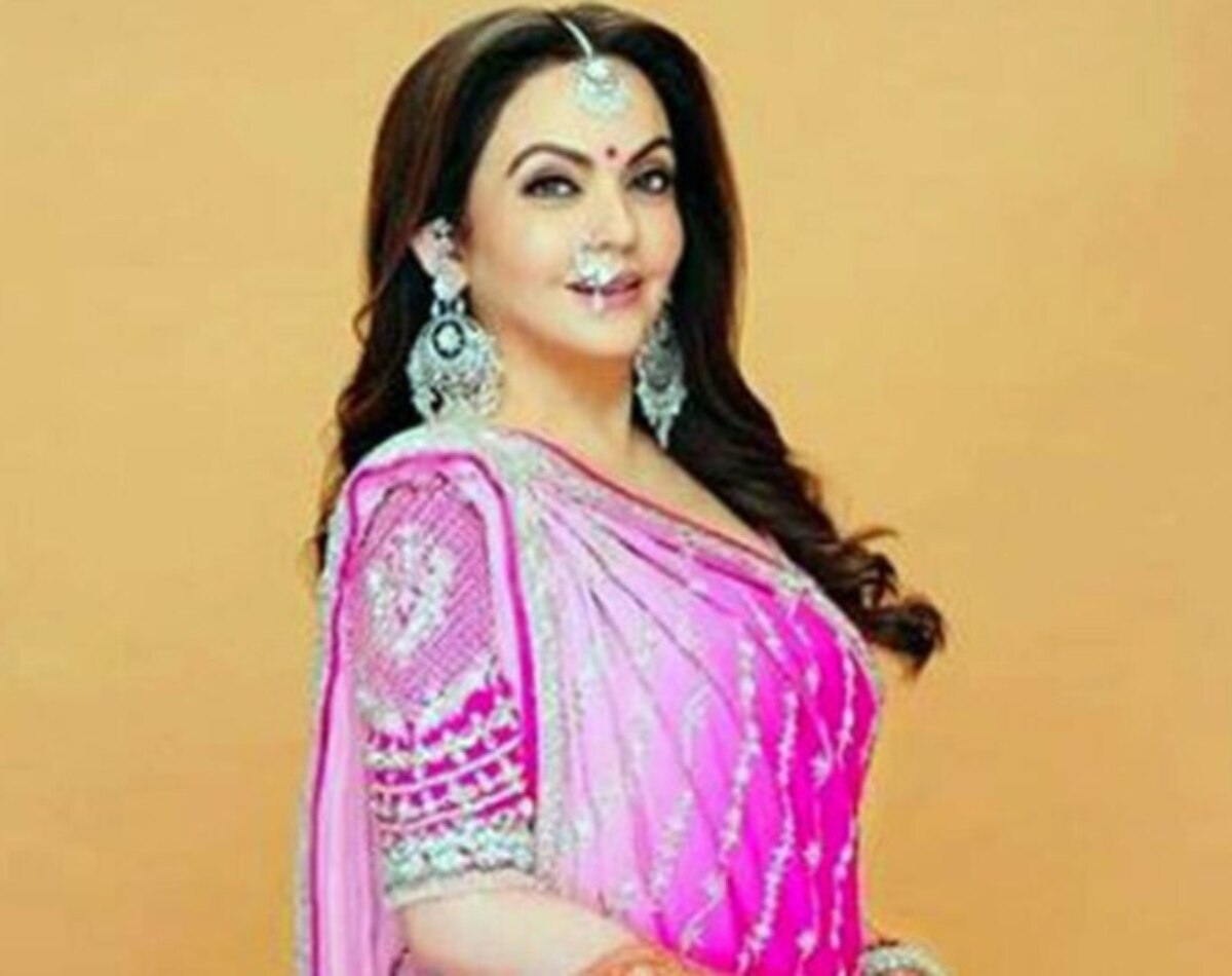 गुजराती फैमिली में नीता अंबानी का जन्म