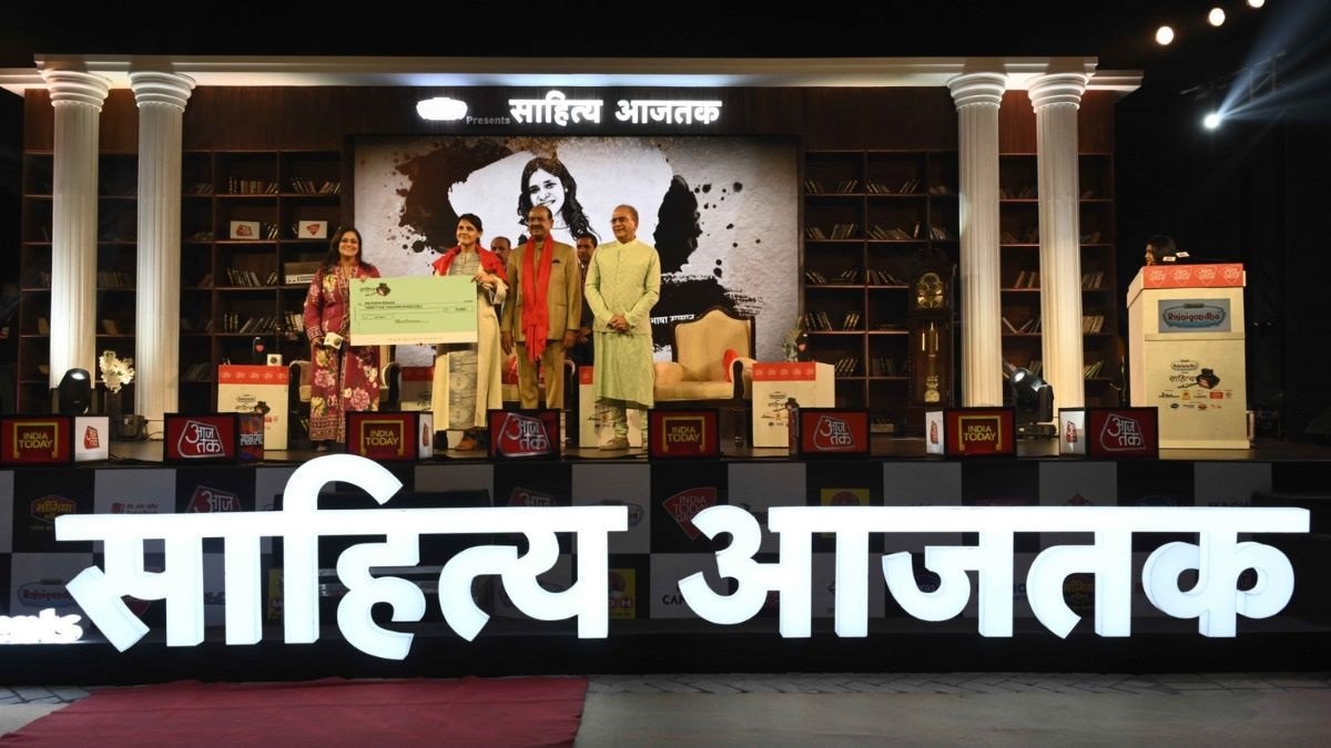 'आजतक साहित्य जागृति युवा लेखिका सम्मान' की पहली विनर रहीं अनुराधा बेनीवाल 