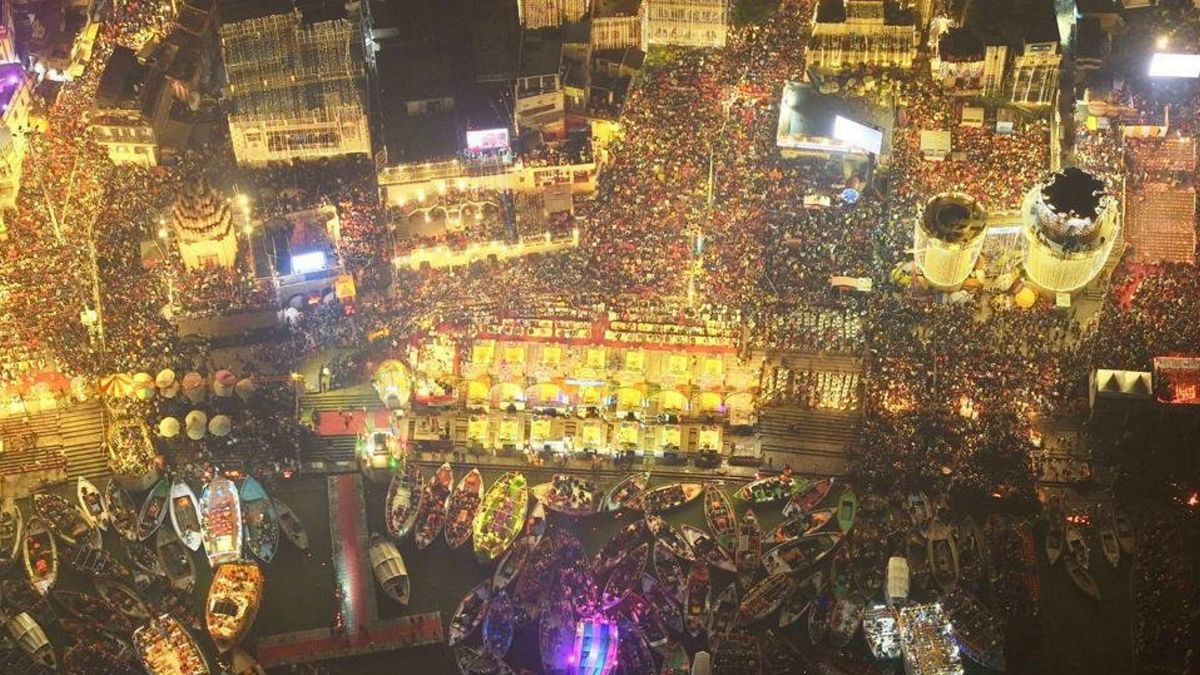 देव दीपावली 