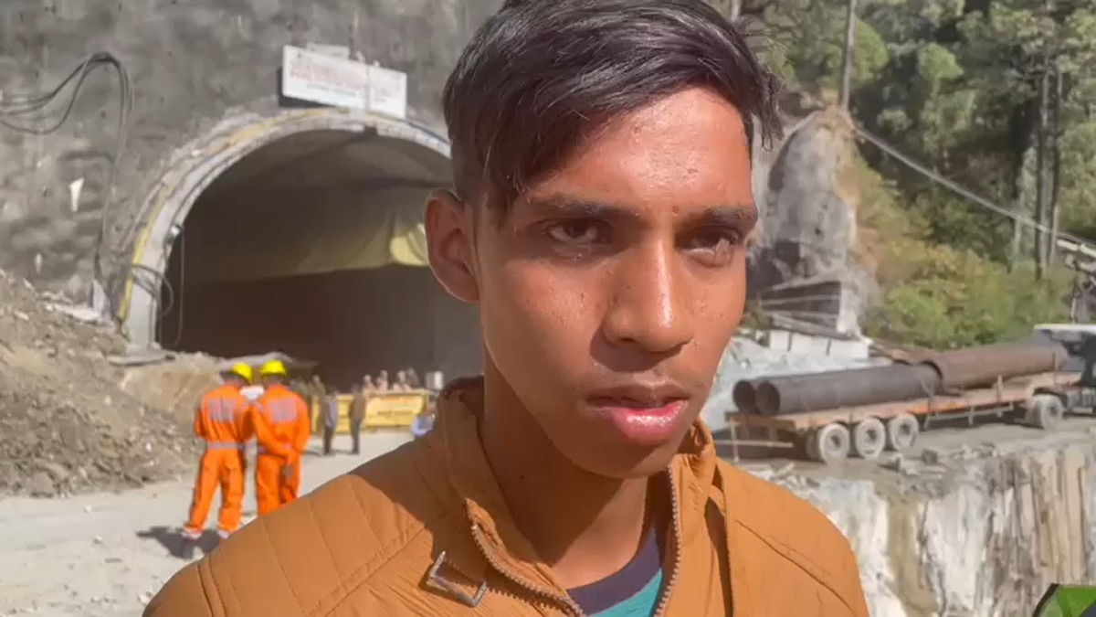 बेटे को पिता के जल्द बाहर आने की उम्मीद